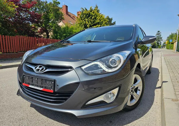 hyundai Hyundai i40 cena 34400 przebieg: 209000, rok produkcji 2012 z Barlinek